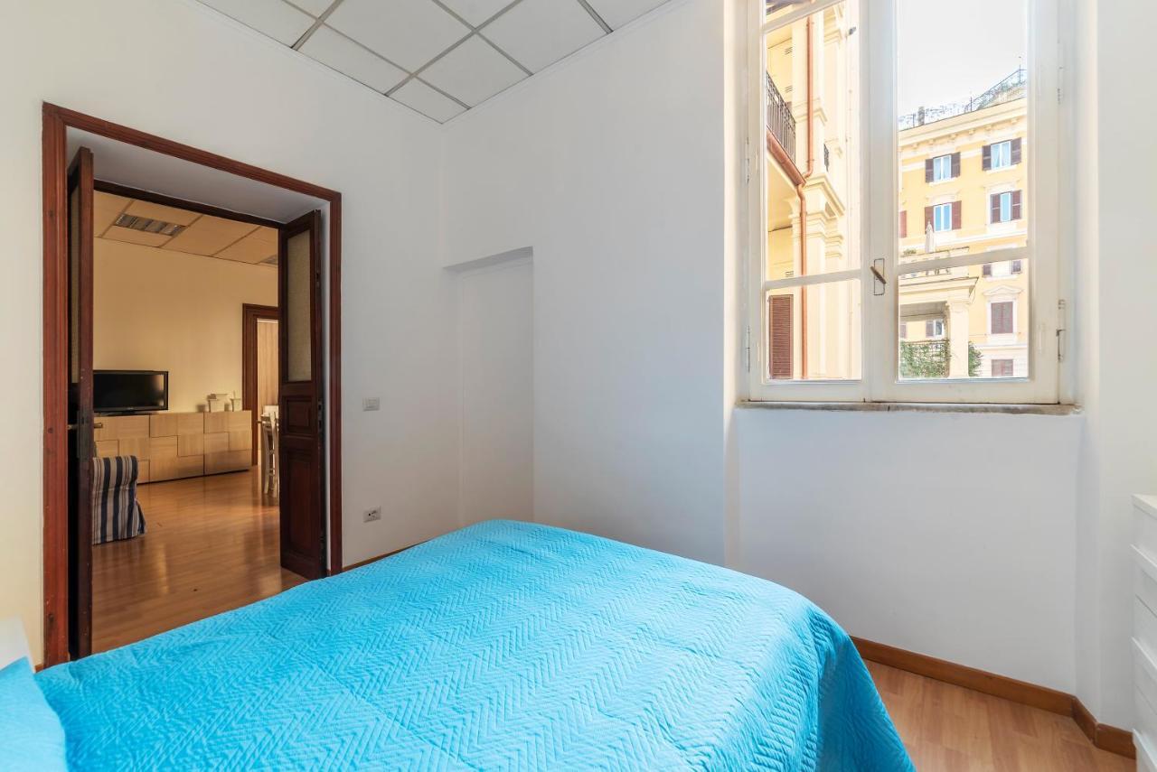Residence Borgognoni Apartments โรม ภายนอก รูปภาพ