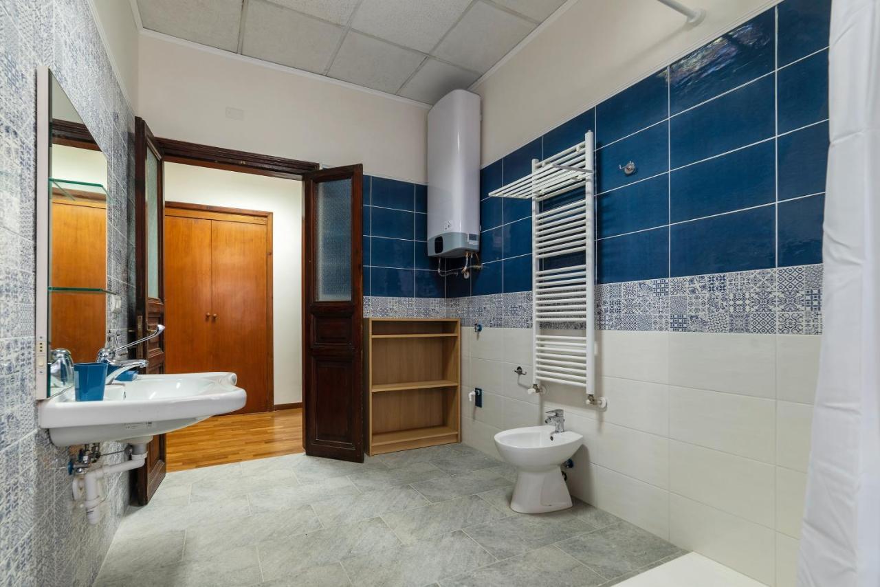Residence Borgognoni Apartments โรม ภายนอก รูปภาพ
