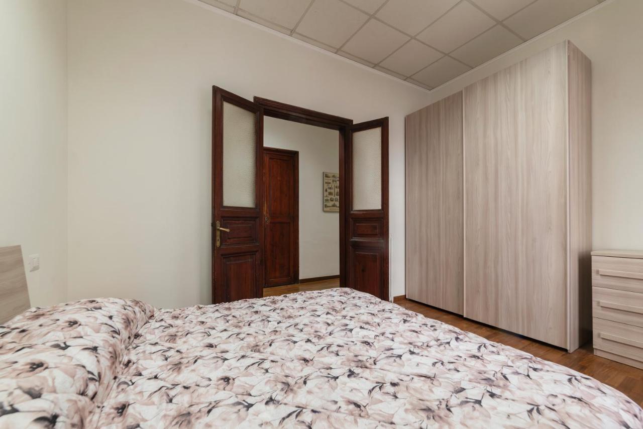 Residence Borgognoni Apartments โรม ภายนอก รูปภาพ